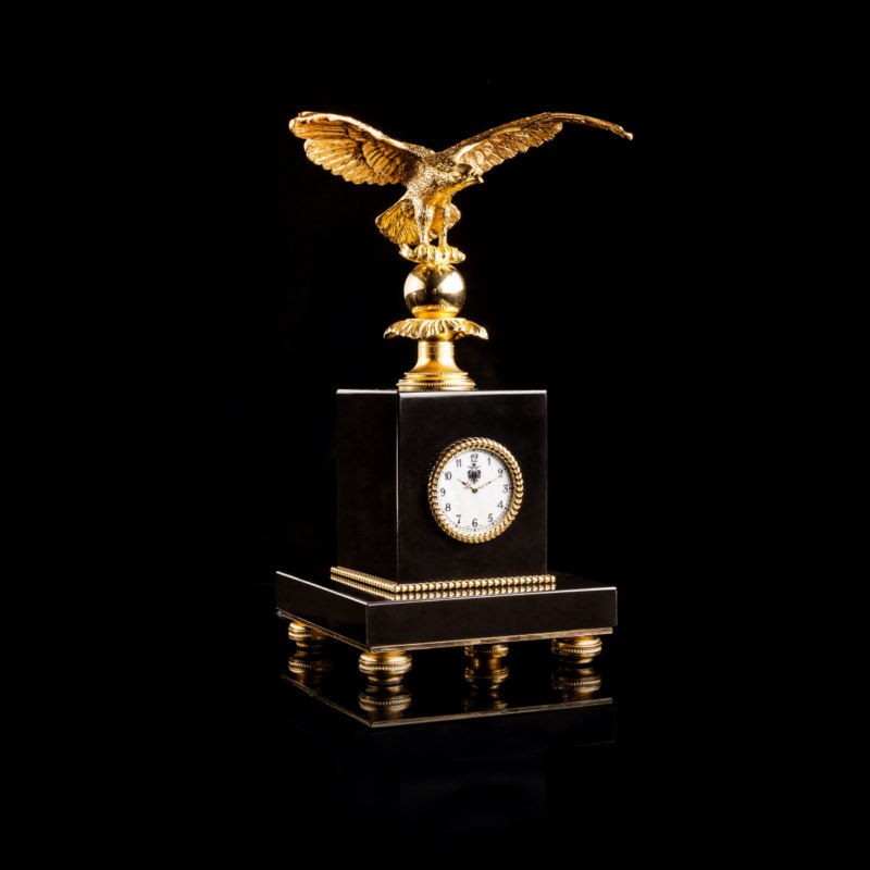 Bronze Elephant Blue Globe Clock hand chased, gilded 24K bronze